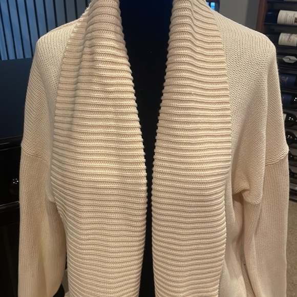 J. Crew Sweater Neutral Creamy Winter Fall S Small Long Sleeve Knit Drape Front - Picture 3 of 10